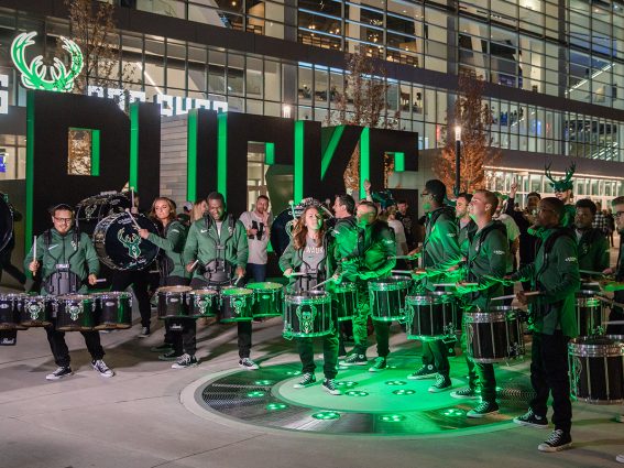 Milwaukee Bucks v.s. Memphis Grizzlies