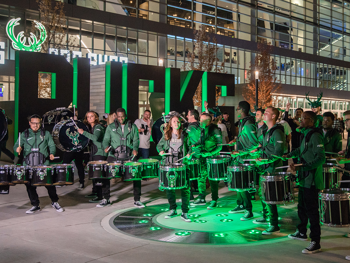 Milwaukee Bucks v.s. Memphis Grizzlies